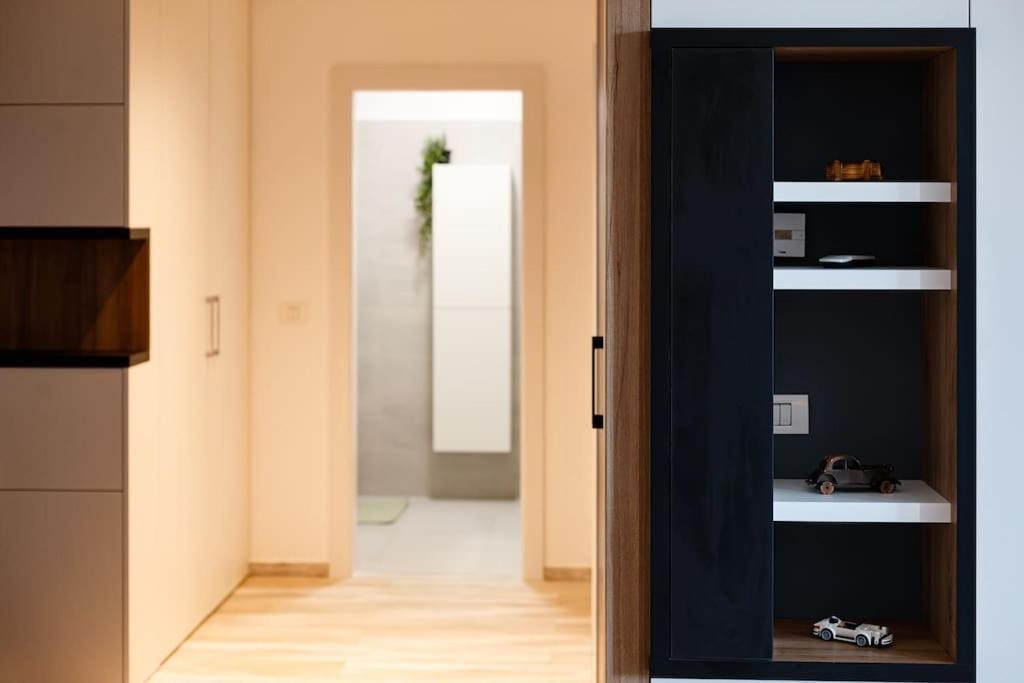 Luxury Apt. Near River & Parking تيميشورا المظهر الخارجي الصورة